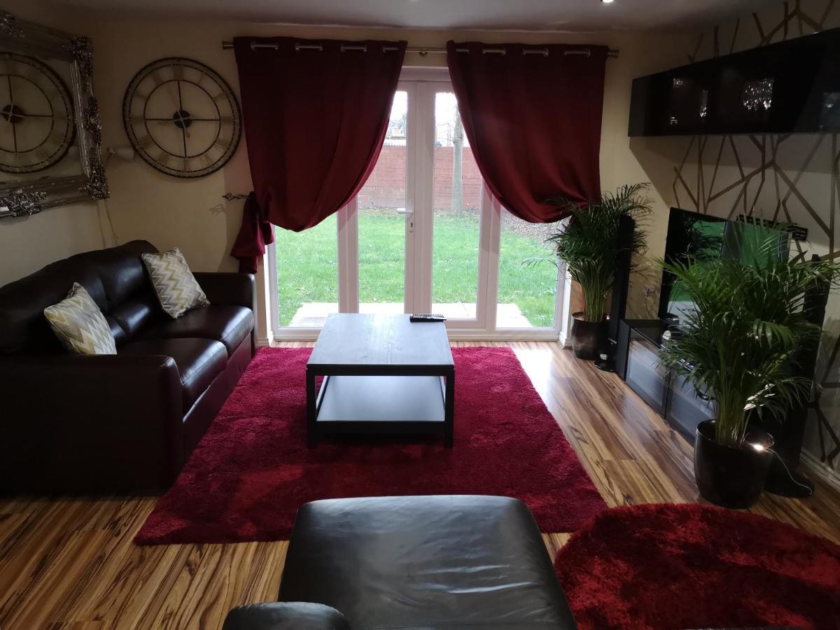 Ferienwohnung Nightingale Gardens - 4 Bed Detached House - Manchester Exterior foto