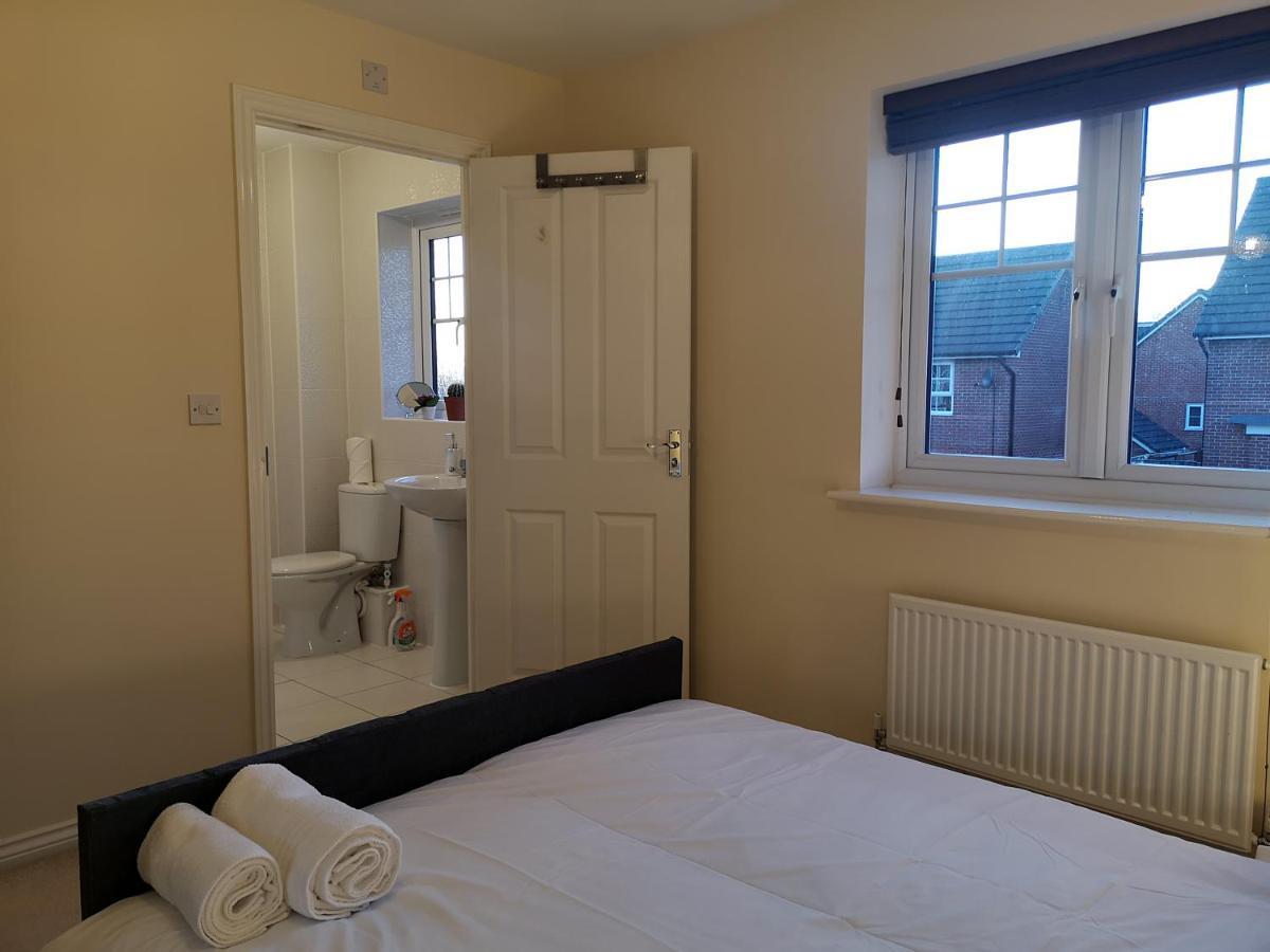 Ferienwohnung Nightingale Gardens - 4 Bed Detached House - Manchester Exterior foto