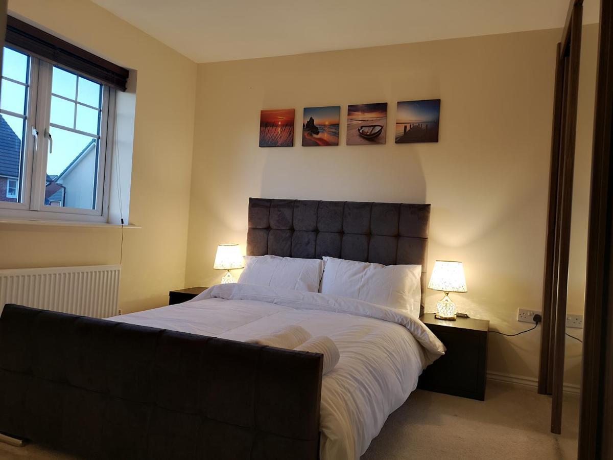 Ferienwohnung Nightingale Gardens - 4 Bed Detached House - Manchester Exterior foto